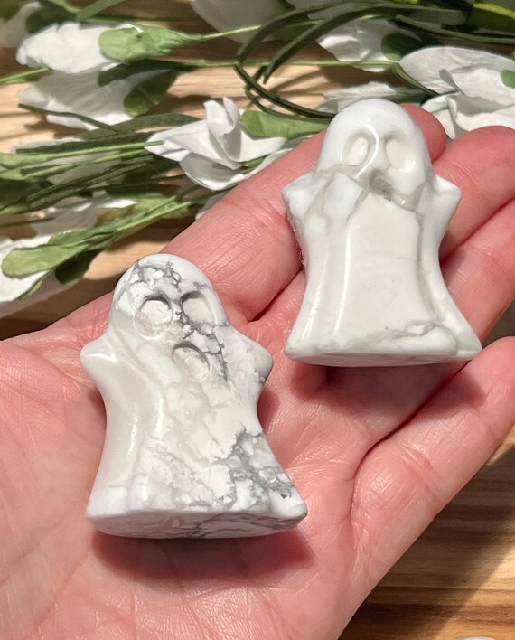 Howlite Ghost - 1.7