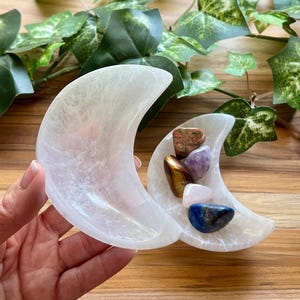 Mini Selenite Crescent Moon Charging Bowl (Crystals not Included)