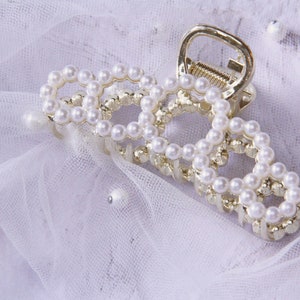 Medium Gold Pearl metal Hair Claw  | Metal circles Hair Clip | Pearl Hair Claw  | Non-slip Hair Jaw Clamp | White Circle Hairclip