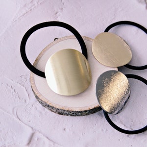 Minimalist circle hair tie| Metal Cricle Ponytail holder| Gold & Silver Metallic hair cover| Geometric Hair Tie