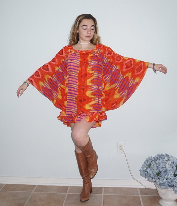 Colorful Late 60s Inspired Baby Doll Mini Dress