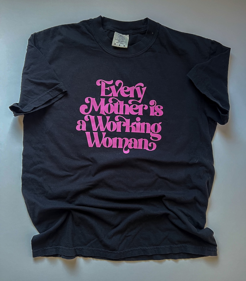 Working Mom Graphic Tee: Trendy Oversized Mama Shirt image 1