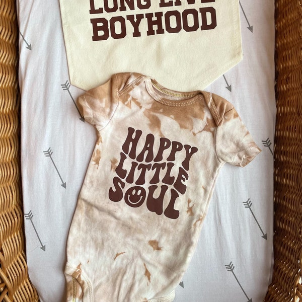 Glückliche kleine Seele Baby Body | Hellbraune Tie-Dye, Batik, Retro Hippie, Babyparty Geschenke