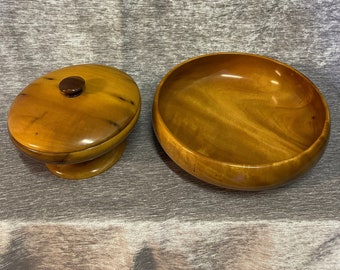 Oregon Myrtle Wood - 1 bowl and one covered bowl #97