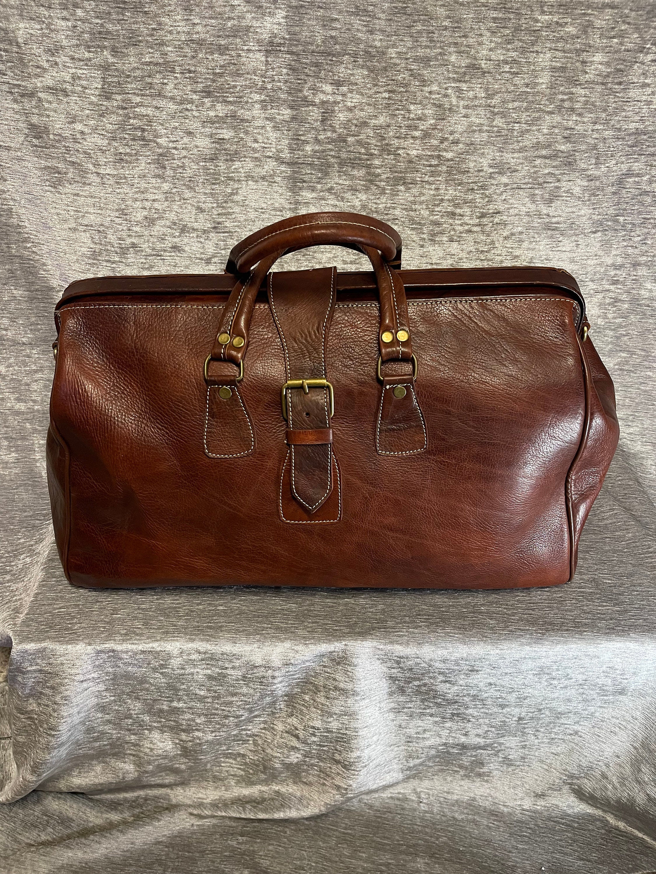 The Darrio Brown Leather Duffle Bag