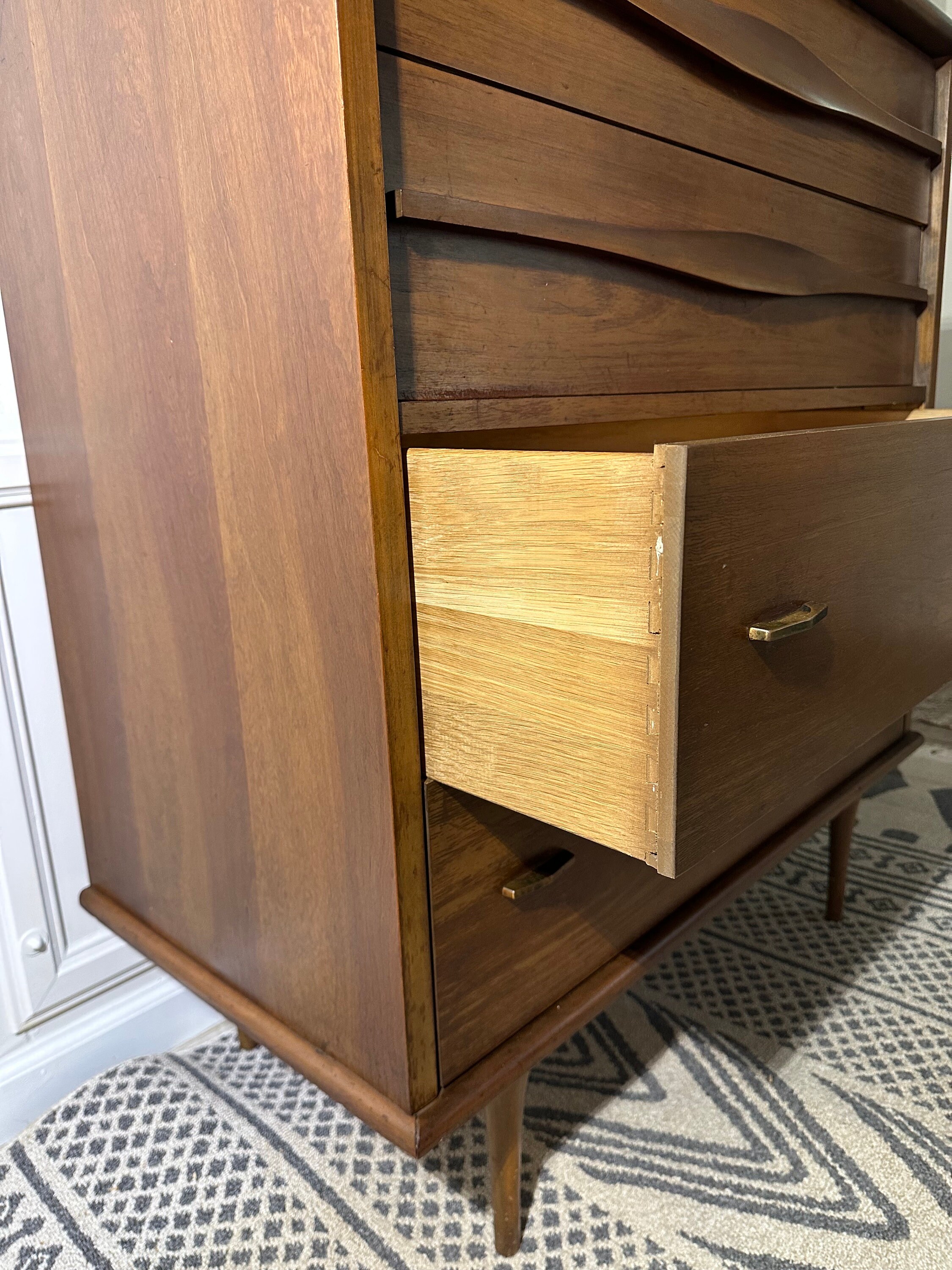 Mid Century Modern Tallboy Dresser // Vintage MCM Furniture // Living