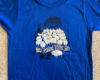 New Zealand Traffic Jam, sheep herd blocking bus,X-Large Unisex Tee shirt