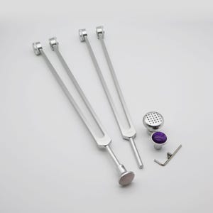 32 Hz Weighted Tuning Fork – Optional Rose Quartz, Amethyst, or Aluminum Base