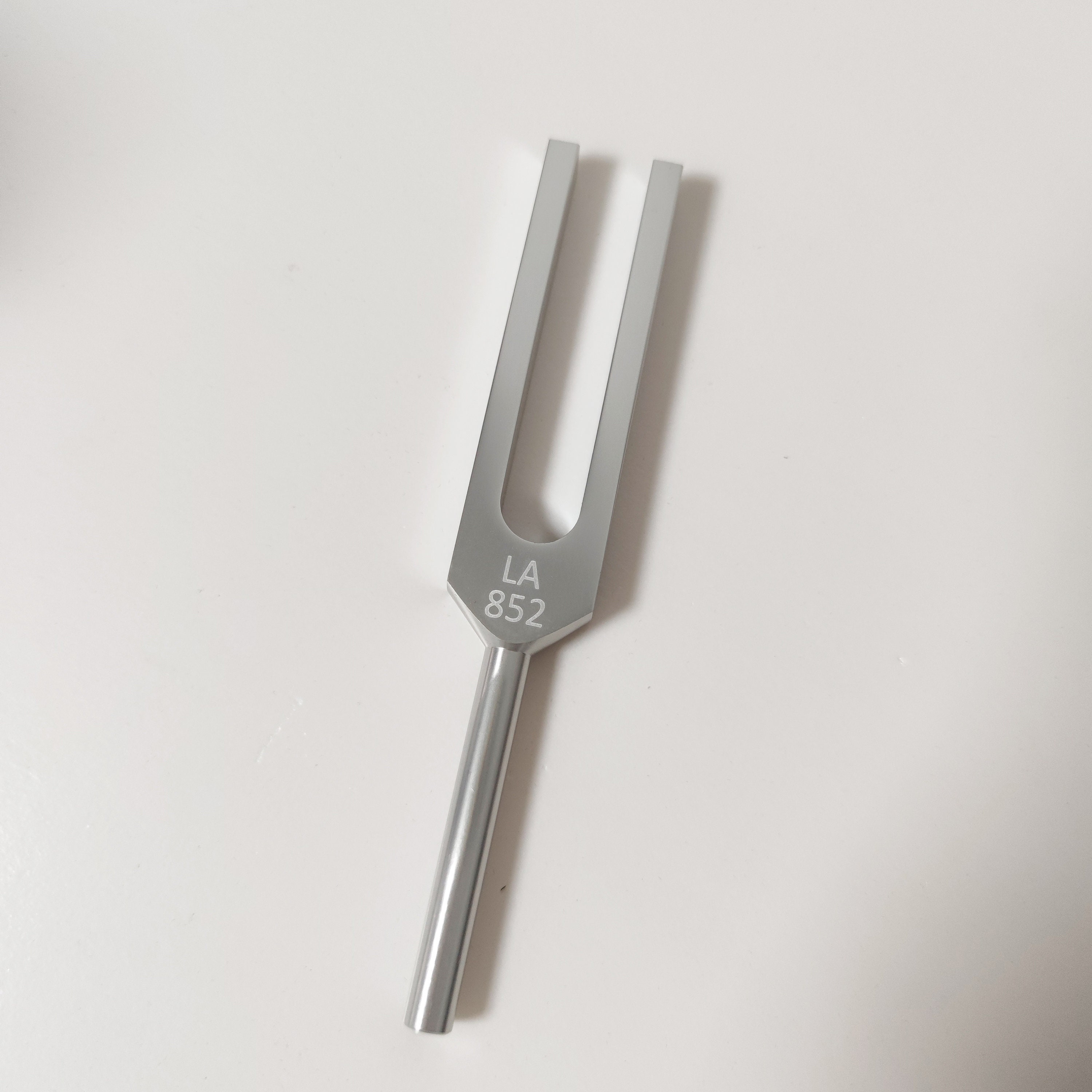 852 Hz 音叉、奇跡の音 - Etsy 日本