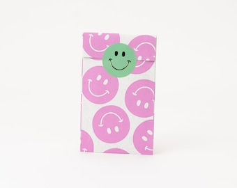 Mini papieren zakjes smileys roze/groen | Cadeauzakjes, cadeauverpakking, platte tas, sieradenverpakkingen, sieraden, kraftpapier