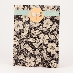 Sacs en papier fleurs de pavot, noir / menthe | Été, sacs cadeaux, emballage cadeau, sac plat, sacs en papier, printemps, fleurs