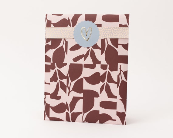 Packaging gift bags hotsell