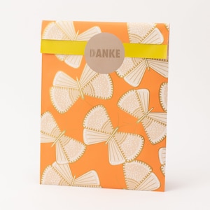Sacs en papier papillons orange/rose saumon avec effet doré | Sacs cadeaux, emballages cadeaux, sacs plats, sacs en papier, emballages d'expédition