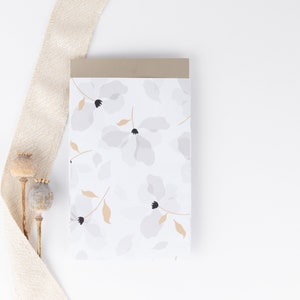 Papiertüten Blütenblätter, champagnerfarben Blumen, Geschenktüten, Geschenkverpackung, Flatbag, Paper bags Bild 6