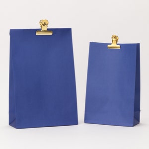 Sacchetti regalo in tinta unita, blu scuro | Sacchetti di carta, confezioni regalo, semplici sacchetti con fondo quadro, calendario dell'Avvento