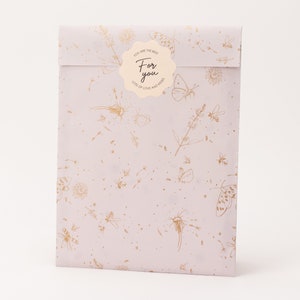 Sacs en papier Blooming Garden, lilas/cuivre | Fleurs, sacs cadeaux, emballages cadeaux, sacs plats, mini-sacs, fleurs, insectes