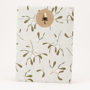 Papiertüten Mistelzweig, Salbeigrün | Geschenktüten, Geschenkverpackung, Flatbag, Papiertasche, Weihnachten, Winter