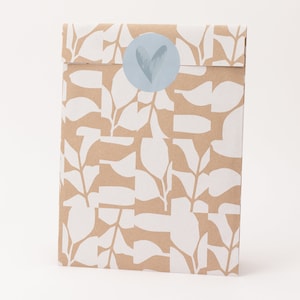 Sacs en papier Feuilles abstraites, Kraft | Automne, automne, sacs cadeaux, emballages cadeaux, sac plat, sacs en papier