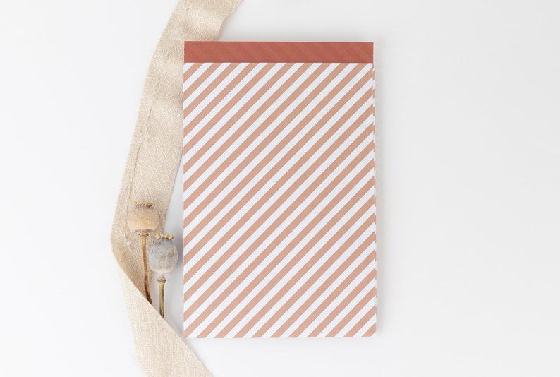 Paper bags stripes kraft cinnamon colored, red, 17 x 25 cm Gift bags, gift packaging, flatbag, paper bag, shipping packaging, chic image 3
