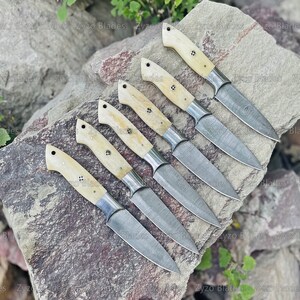 Handmade Steak knives sets
BBQ STEAKS KNIFE
cutlery gift set,steaks knives forks,kitchen dining,steak knives,steak blades,table knives
steak eaters,vintage steaks,cutlery and knives,Christmas gift,Full Tang knife,
Utility Knives,Christmas Gifts