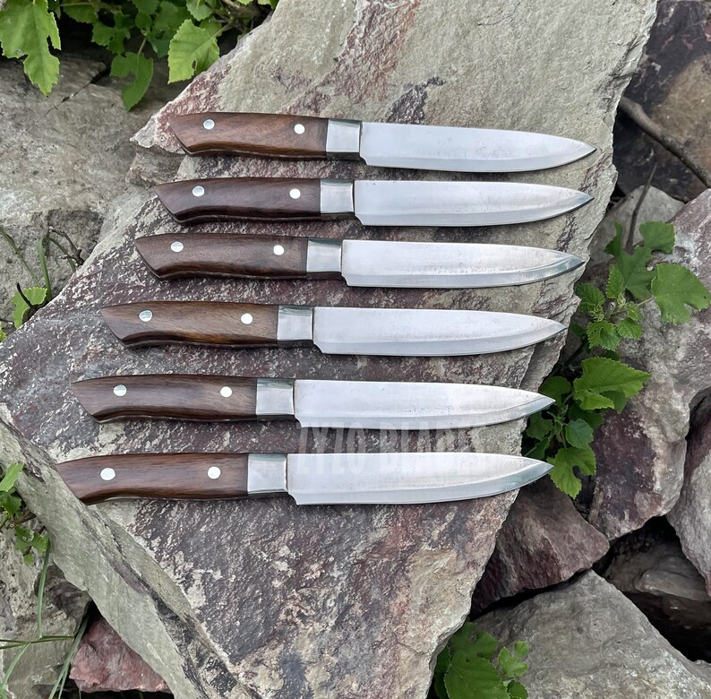 Handmade Steak knives sets 
BBQ STEAKS KNIFE
cutlery gift set,steaks knives forks,kitchen dining,steak knives,steak blades,table knives,
steak eaters,vintage steaks,cutlery and knives,Christmas gift,Full Tang knife,
Utility Knives,Thanksgiving Gift