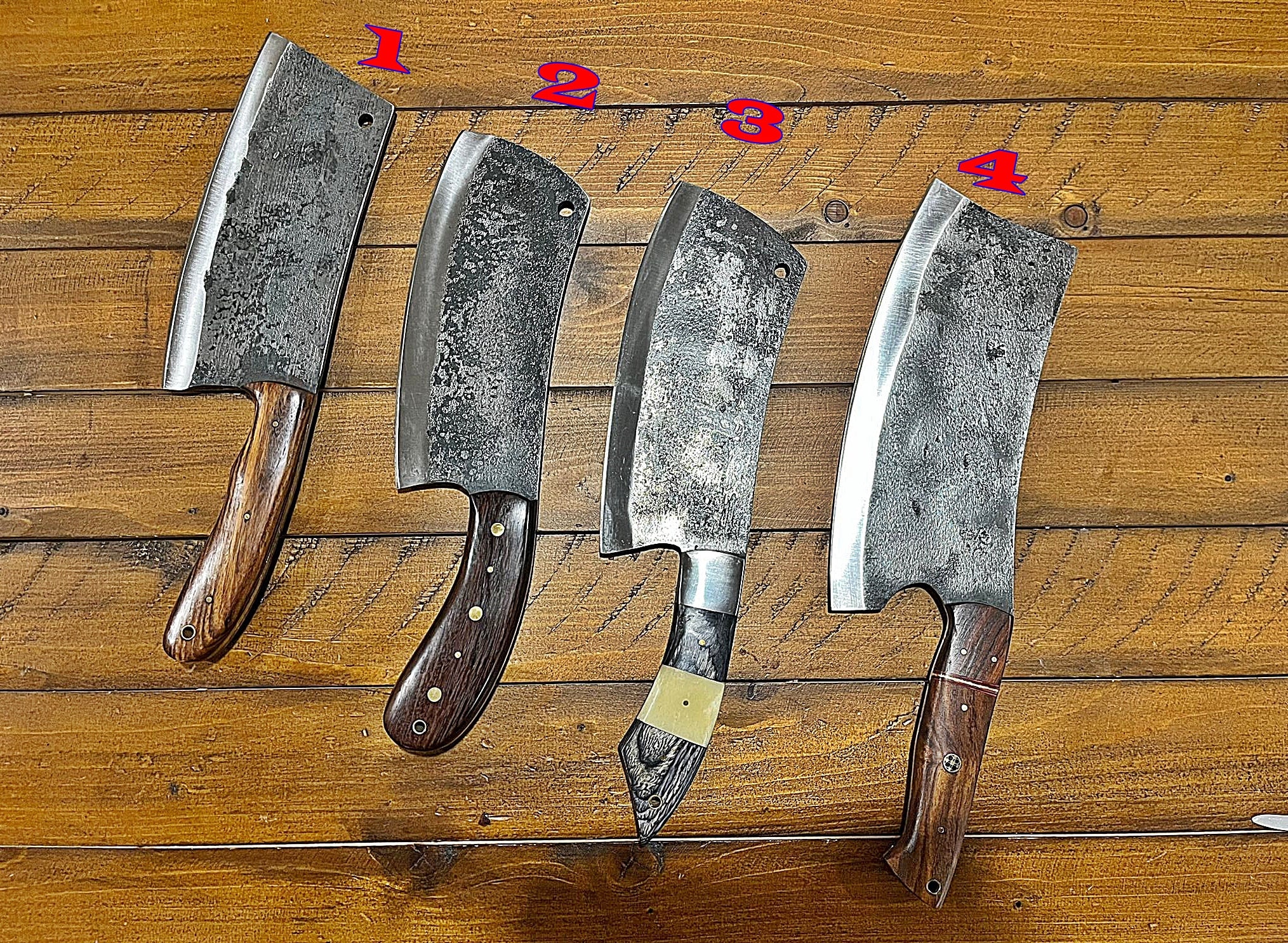 手作りのダマスカス鋼包丁：ローズウッドハンドル、肉切り包丁 - Etsy 日本