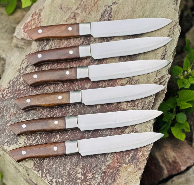 Handmade Steak knives sets 
BBQ STEAKS KNIFE
cutlery gift set,steaks knives forks,kitchen dining,steak knives,steak blades,table knives,
steak eaters,vintage steaks,cutlery and knives,Christmas gift,Full Tang knife,
Utility Knives,Thanksgiving Gift