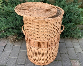 large basket, laundry hamper, big wicker basket, lidded basket, wicker basket, laundry basket, natural basket, woven basket, big laundry