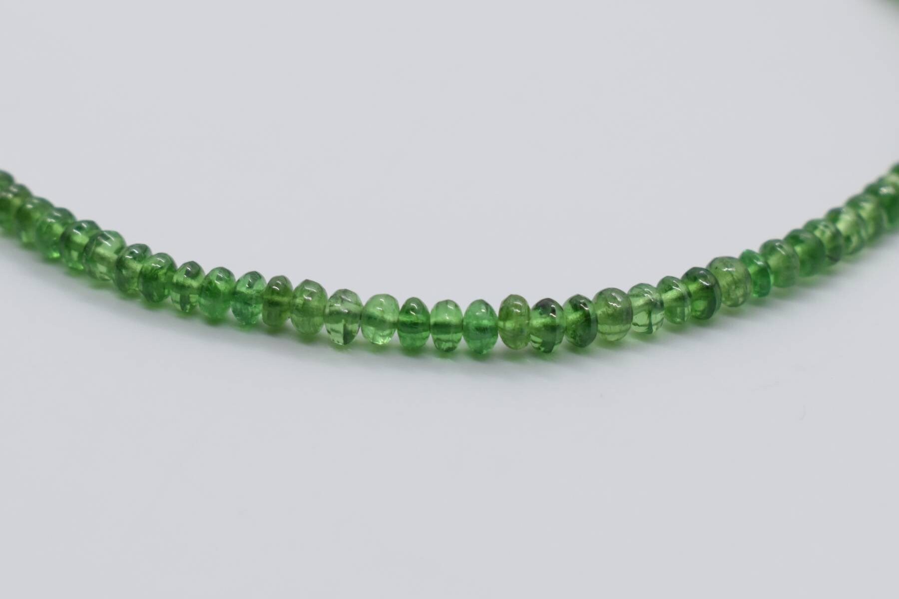 Grüne Granat Perlen. Tsavorit mittlere Farbe Granat glatt | Etsy