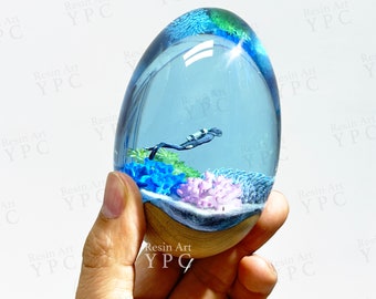 Diver Egg Sculpture, Ocean Desk Decoration, Ornaments for Room, Office, Nautical Resin Wood Home Decor, Easter Egg Gift