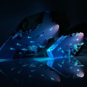 Mermaid & Jellyfish Epoxy Resin Wood Night Light, Miniscule Worlds Light Lamp, Home Decor Unique Gift, Back to School Gift for Child