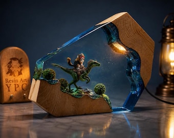 Dungeon Crawler Carl Resin Lamp, Princess Donut & Mongo Night Light, LitRPG Book Lover Gift, Fantasy Cat Decor