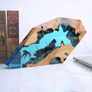 Lámpara de noche de gran tamaño con forma de naufragio de pulpo Kraken, decoración de escritorio para el hogar, lámpara de barco pirata de madera de resina, regalos de regreso a clases para el personal