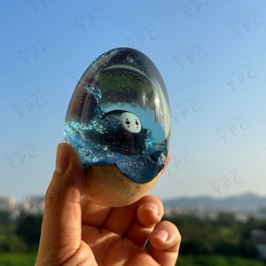 No-Face Cute Ghost Egg — Desk Decor and Easter Egg Gift, Kaonashi Home Decor, Suitable for Office and Home, Resin Wood Egg