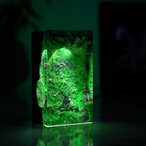 BOTW Link & Guardian Resin Wood Night Light – Handmade Gamer Desk Decor, Unique Gift for Dad, Teacher, or Fantasy Fan