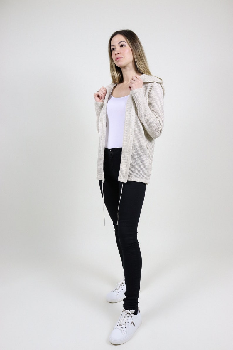 Short linen knitted hoodie image 1