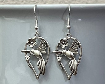 Silver Plated Hummingbird Earrings, Hummingbird Dangle Earrings, Hummingbird Jewelry, Hummingbird Flower Earrings, Hummingbird Gifts