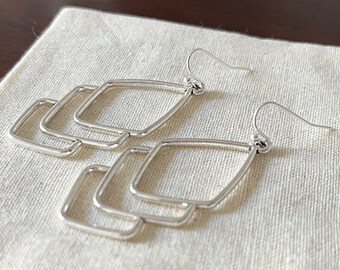 Modern Silver Earrings, Silver Geometric Earrings, Unique Silver Earrings, Minimalist Dangle Earrings, Mod Silver Drop Earrings