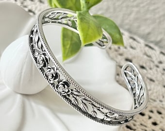 Rose Bangle, Silver Rose Cuff Bracelet, Flower Engraved Bangle Bracelet, Silver Cuff, Silver Bracelet, Silver Plated, Vintage Bracelet