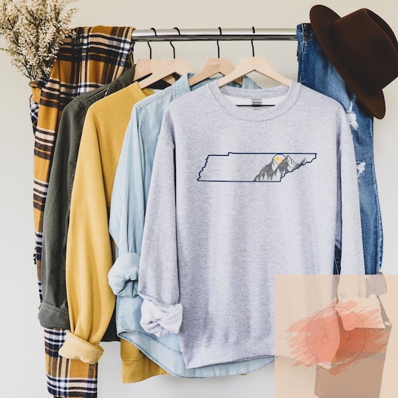 Tennessee Chattanooga Sweatshirt UTC Fan Crewneck Sweatshirt Distressed Tennessee Sweatshirt Tennessee Gift College Student Gift Etsy Canada