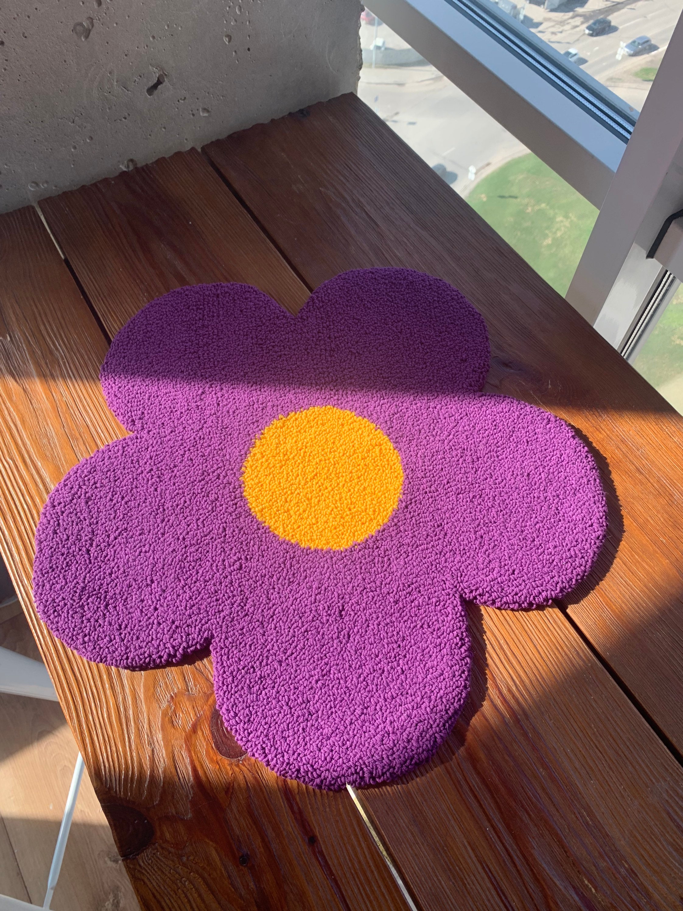 Handmade tufted custom flower rug. Any color Etsy