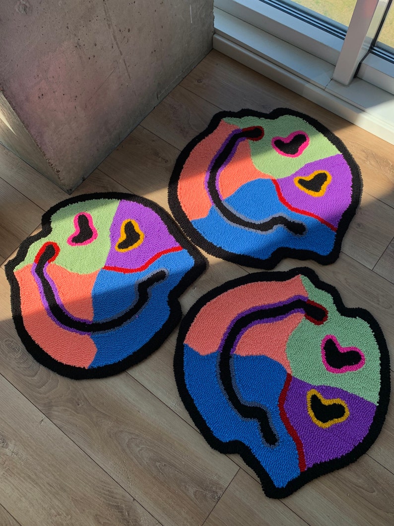 Lsd smile  by Foca Faith custom tufting handmade rug any color 