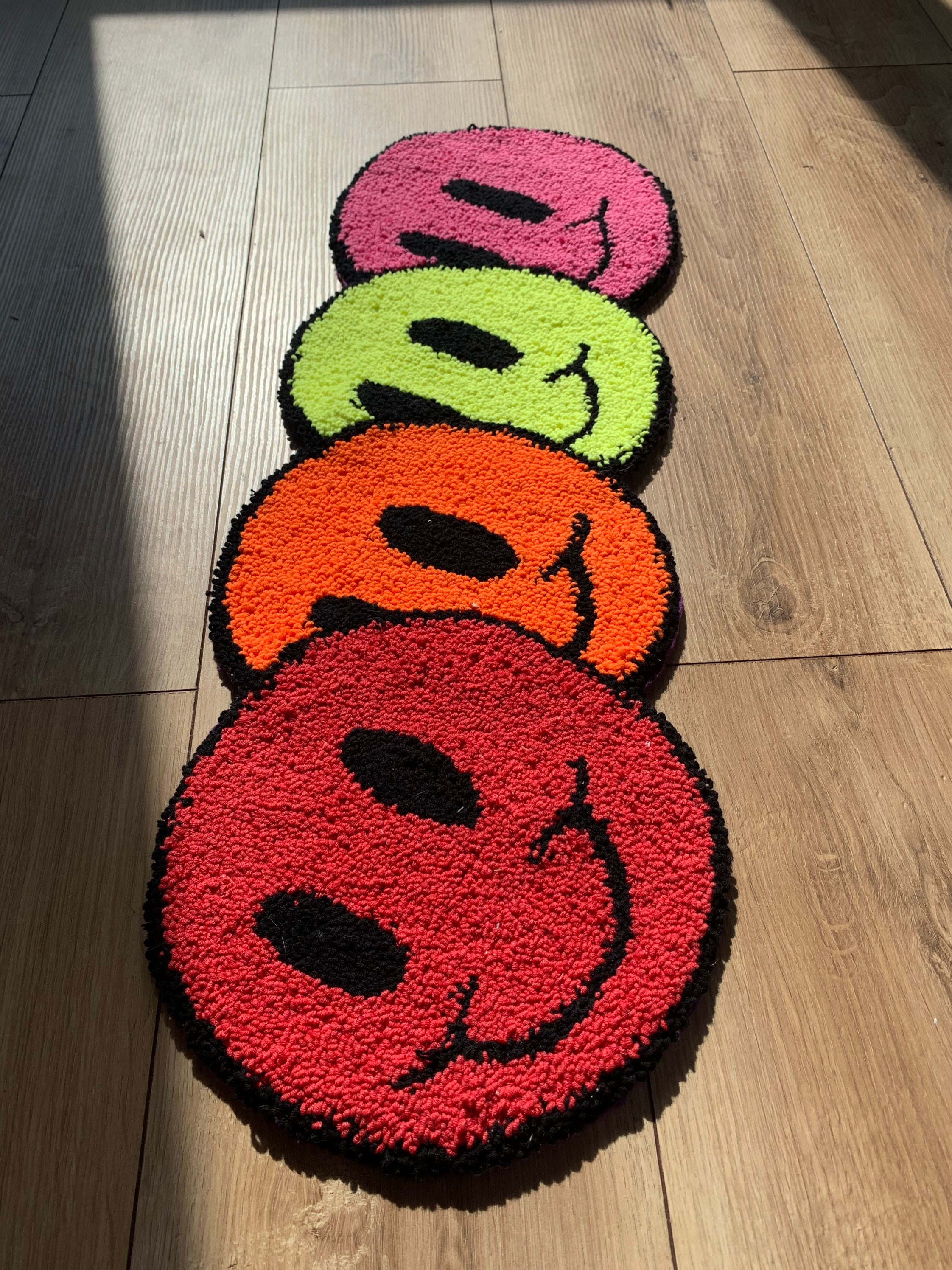 Tufted rug Smile lsd rug handmade custom tufting Etsy