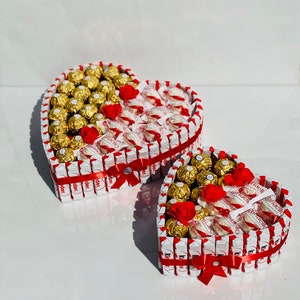 Pralinen Herz Torte mit Pralinen Geschenk für Muttertag ,Hochzeitstag, Geburtstag ,Verlobung, Hochzeit, Valentinstag oder einfach nur mal so Bild 3