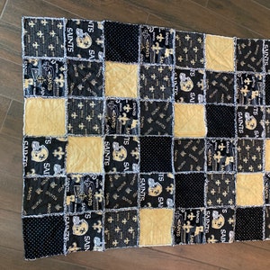 Saints rag quilt
