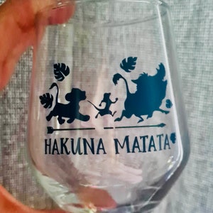 Personalised cocktail glass | personalised glass | Hakuna Matata | Gift | Drinking Glass | Glass | Lion King Glass | No stem glass | Disney