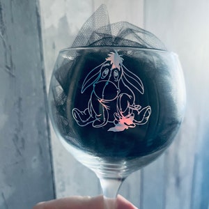 Personalised cocktail glass, gin glass, birthday gift, anniversary gift, Christmas gift. Fully customised, Eeyore glass, Winnie the Pooh