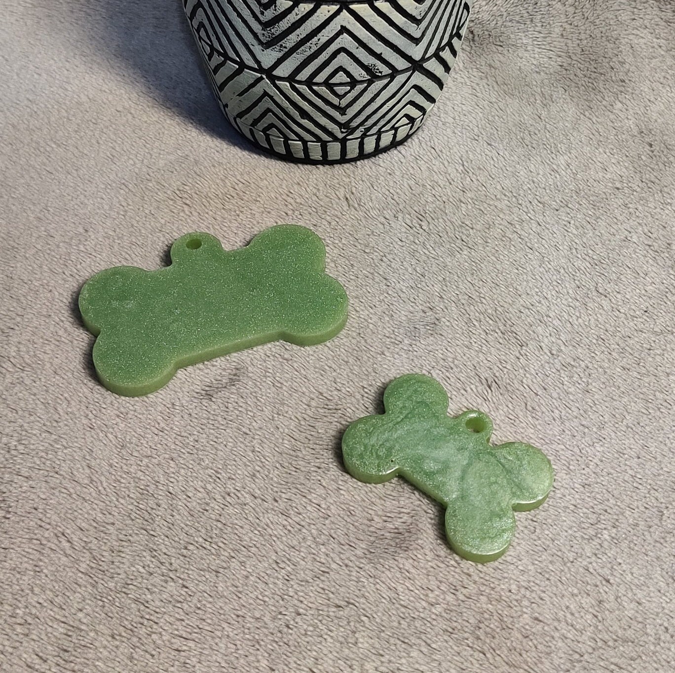 Médaille d'identification Pour Chien Personnalisable en Résine Époxy