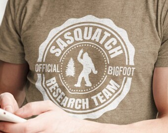 Sasquatch Research Team Unisex T-Shirt - Bigfoot Shirt | Sasquatch Shirt | Bigfoot Tee | I Believe Shirt | Bigfoot Sighting | Bigfoot Hunter