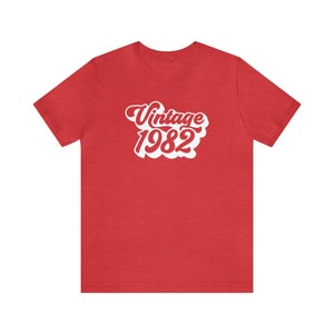 Vintage 1982 Unisex T-Shirt - Born In 1982 Shirt | Vintage 1982 Shirt | Aged To Perfection Tee | 40th Birthday Shirt | 1982 Shirt